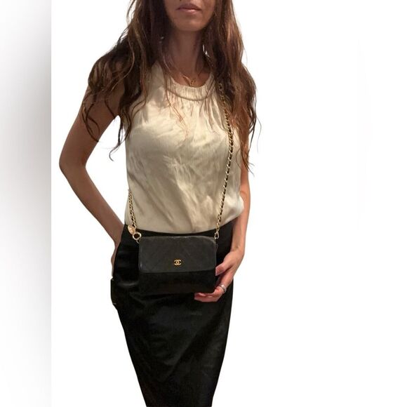 Chanel Black Quilted Clutch with Gold CC Logo - Picture 1 of 12
